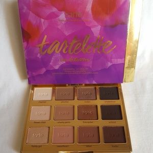 Tarte Tartelette in Bloom